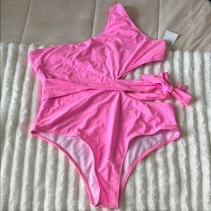 NWT Lillusory One-Shoulder Pink Swimsuit